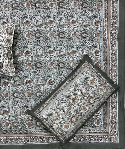 Hand block printed bedsheet by Fabfusion